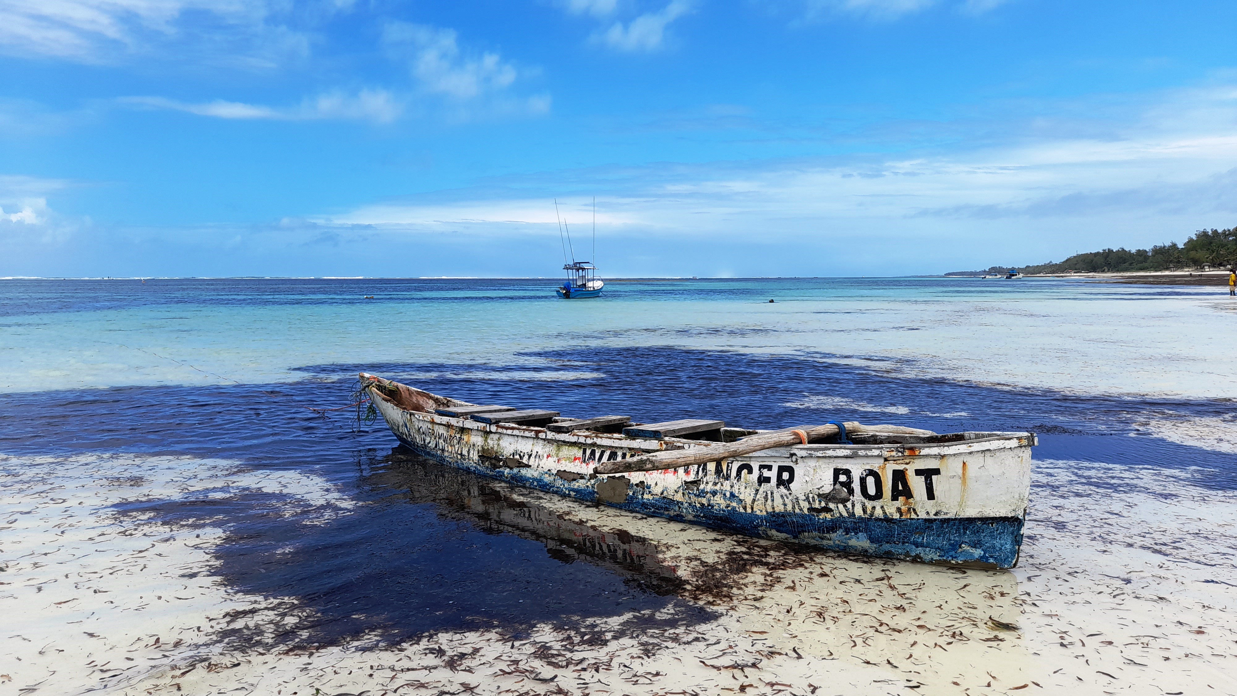 Grand Diani Beach Hotel